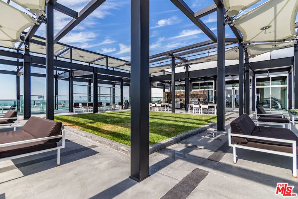 3810 Wilshire Boulevard 808, Los Angeles, California 90010 home-pic-19